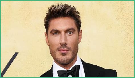 How Did Chris Appleton Get Famous? Unpacking a Hairdressing Phenomenon